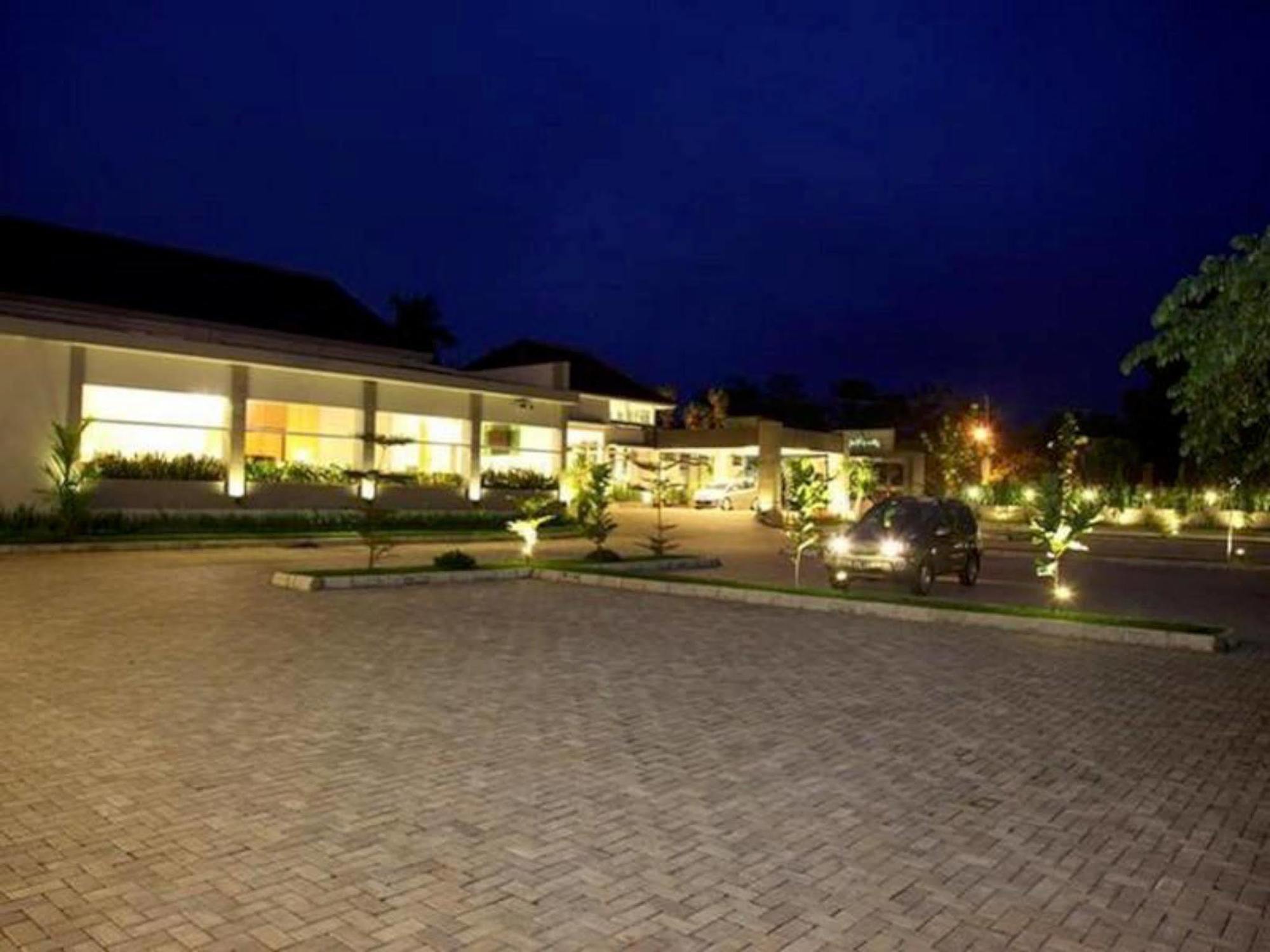 Green Valley Resort Пурвокерто Екстер'єр фото
