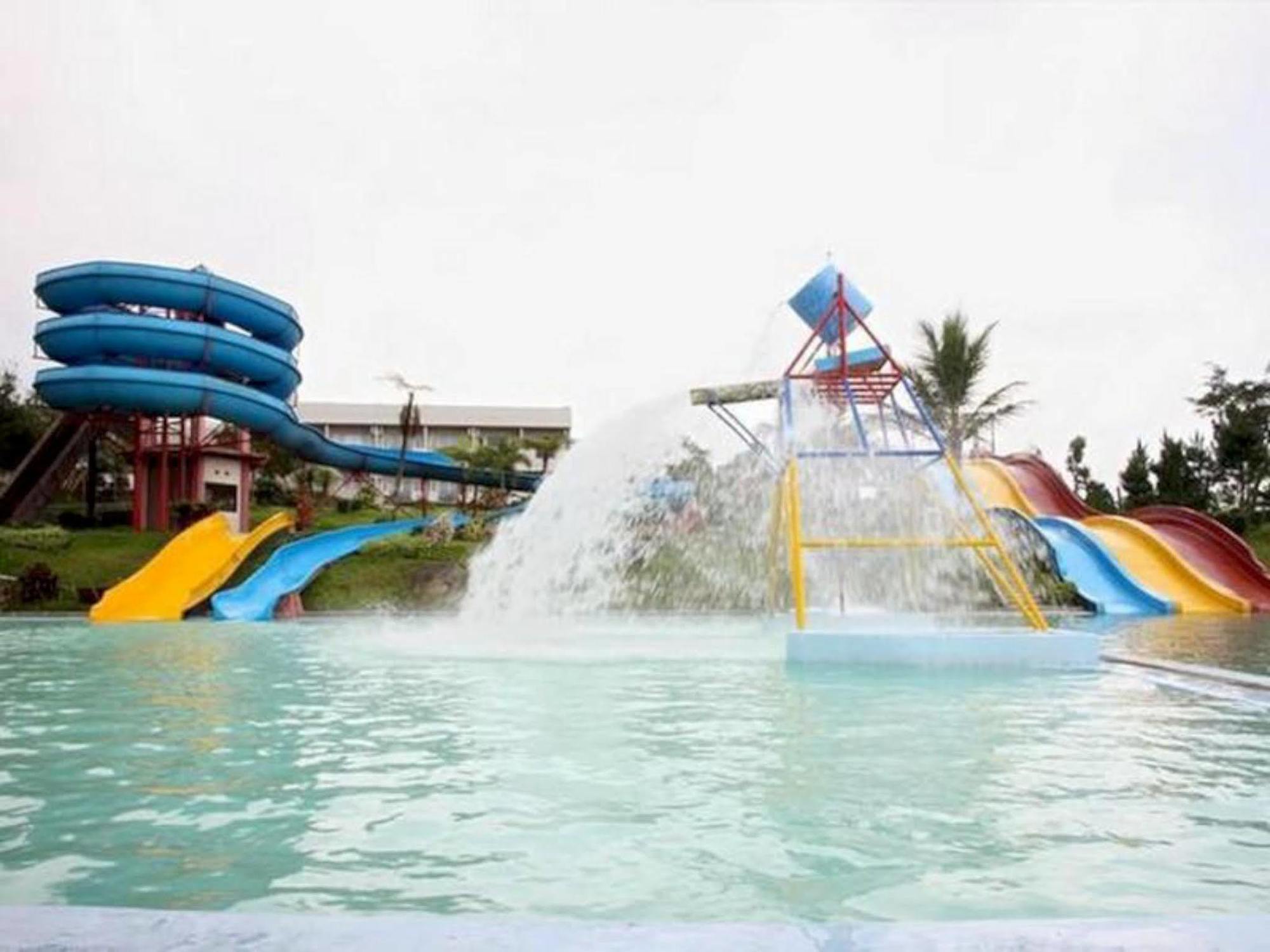 Green Valley Resort Пурвокерто Екстер'єр фото